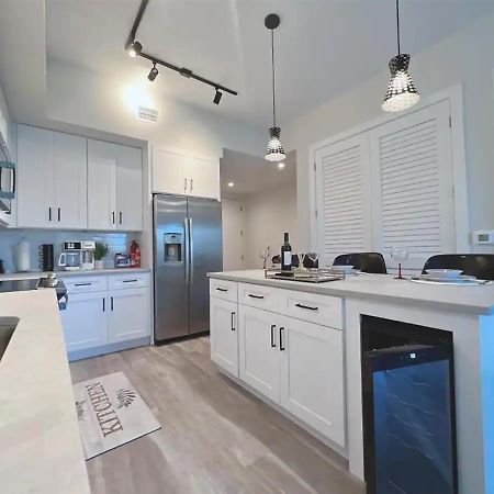 Lux Property Great For 1 To 8 Guests-Family Trip ,5Beds 2Rooms Staycation With Gym And Ev, Proximity To Downtown And Beaches West Palm Beach Esterno foto