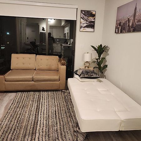 Lux Property Great For 1 To 8 Guests-Family Trip ,5Beds 2Rooms Staycation With Gym And Ev, Proximity To Downtown And Beaches West Palm Beach Esterno foto