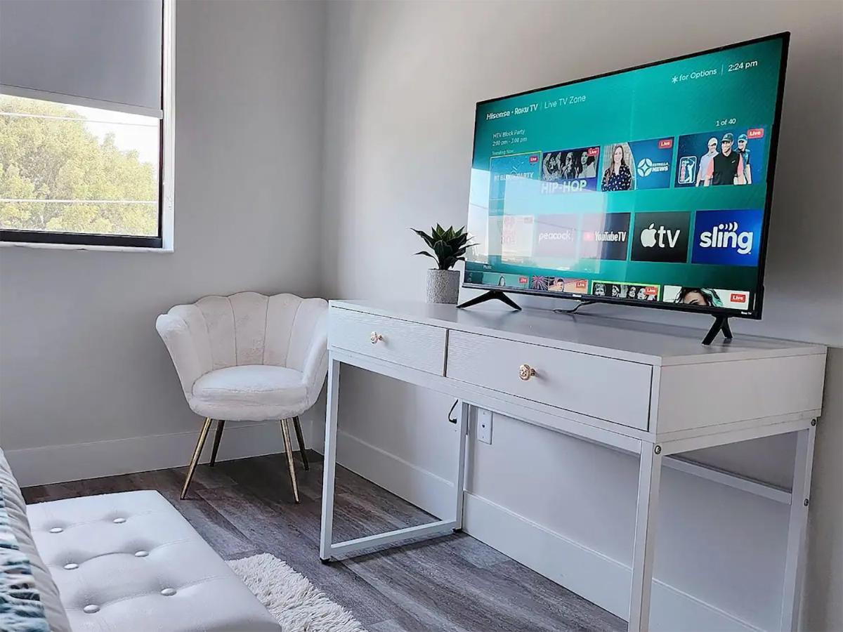 Lux Property Great For 1 To 8 Guests-Family Trip ,5Beds 2Rooms Staycation With Gym And Ev, Proximity To Downtown And Beaches West Palm Beach Esterno foto