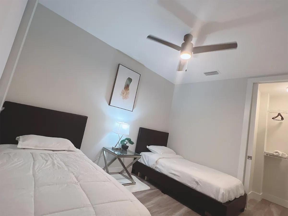 Lux Property Great For 1 To 8 Guests-Family Trip ,5Beds 2Rooms Staycation With Gym And Ev, Proximity To Downtown And Beaches West Palm Beach Esterno foto