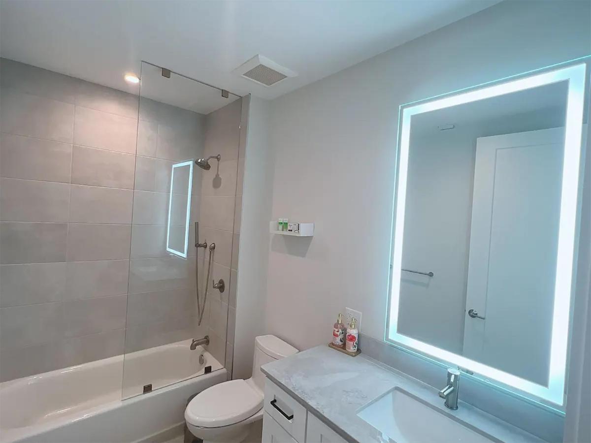 Lux Property Great For 1 To 8 Guests-Family Trip ,5Beds 2Rooms Staycation With Gym And Ev, Proximity To Downtown And Beaches West Palm Beach Esterno foto