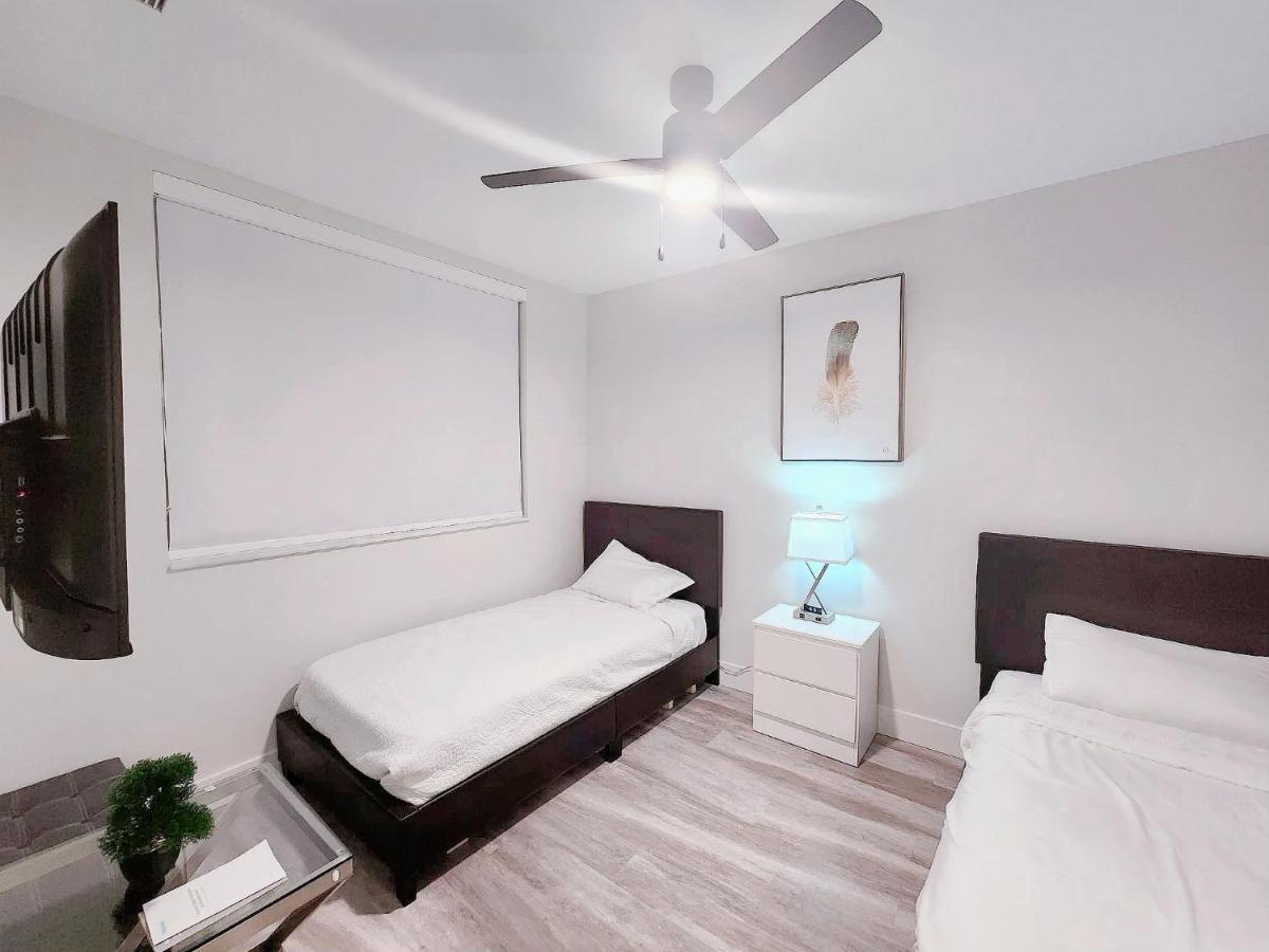 Lux Property Great For 1 To 8 Guests-Family Trip ,5Beds 2Rooms Staycation With Gym And Ev, Proximity To Downtown And Beaches West Palm Beach Esterno foto